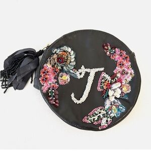 🌺 NWOT Anthropologie Leather “J” monogram round pouch